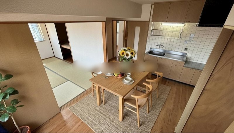 居室・リビング　家具は物件に付帯するものではありません