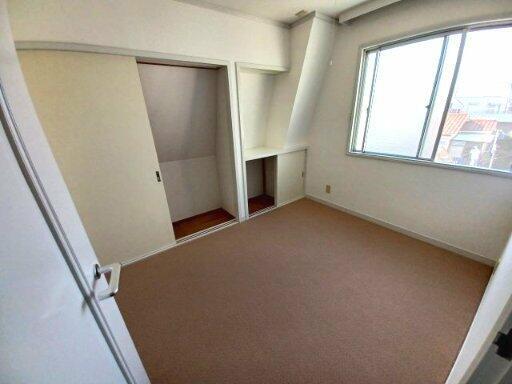 居室・リビング　?