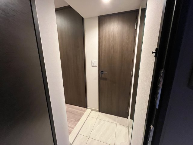 玄関　(参考)同マンション同間取り他部屋の写真