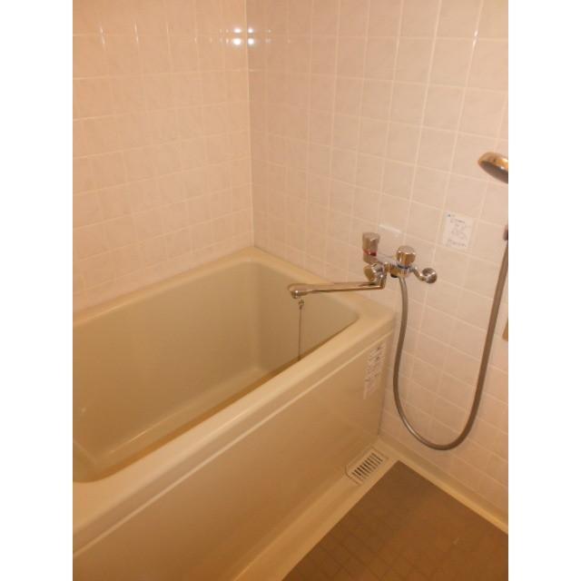 バス・シャワールーム　バスルーム