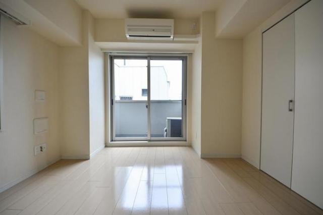 バルコニー　バルコニーあります