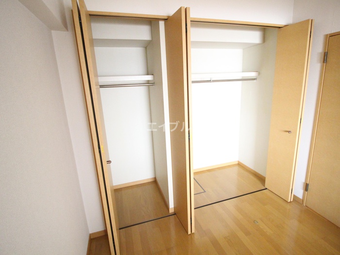 収納　同一物件の別の部屋の写真です。