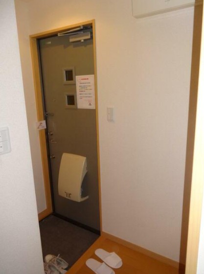 玄関　★床下収納★