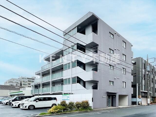 建物外観　外観は落ち着いています