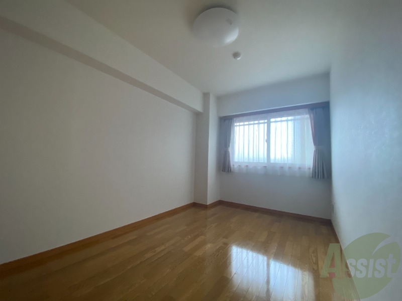 その他部屋・スペース　６帖の洋室です。コチラは寝室となりそうですね。