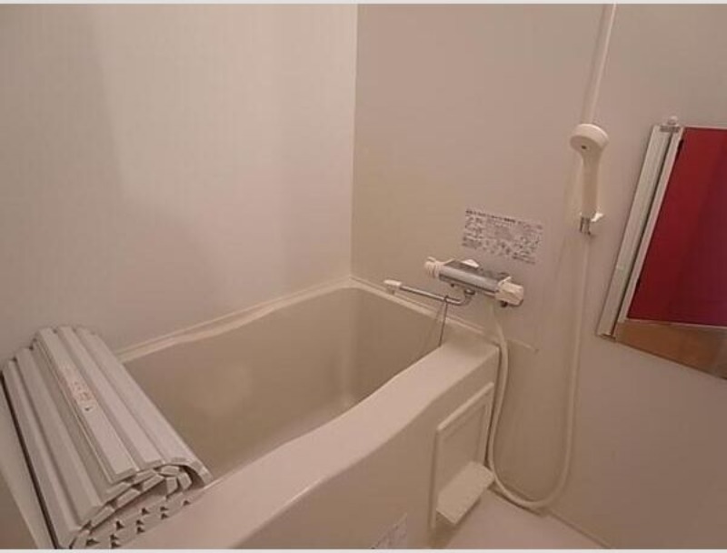 バス・シャワールーム　同物件、別室のお写真です。