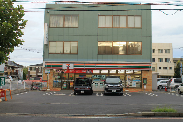 コンビニ　セブンイレブン水戸白梅4丁目店（コンビニ）まで132m