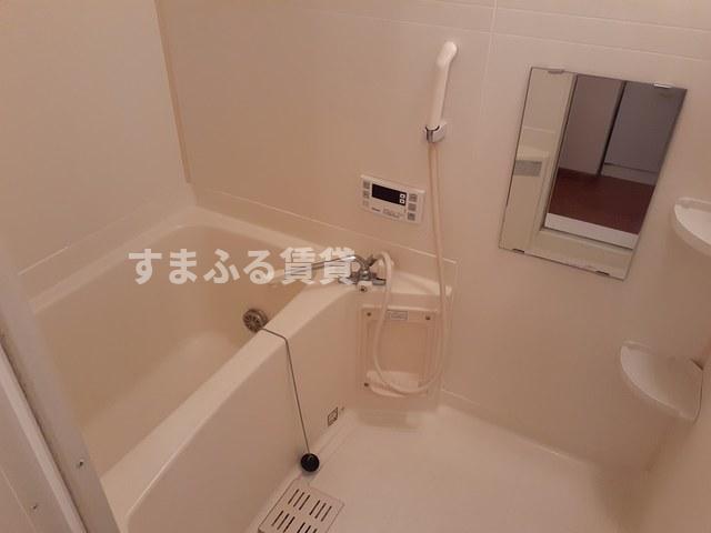 バス・シャワールーム　同仕様　同施工会社　風呂