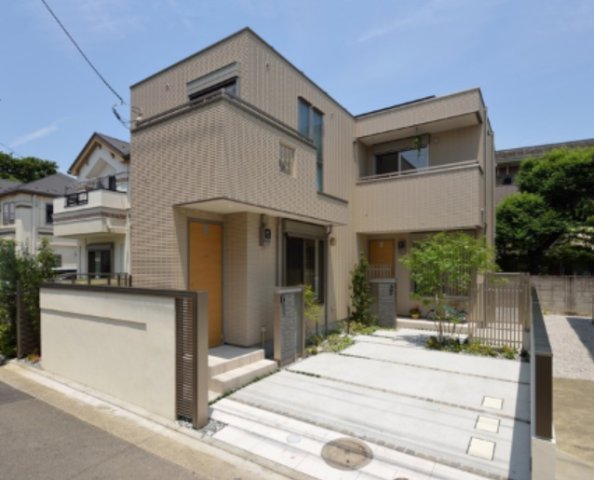 建物外観　★まちくらし住宅　へーベルメゾン　コダテ１／２