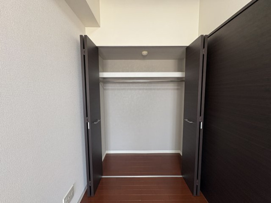 収納　ソミュール南栄　クローゼット