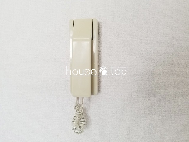 セキュリティ　インターホンがあるので防犯面も安心です