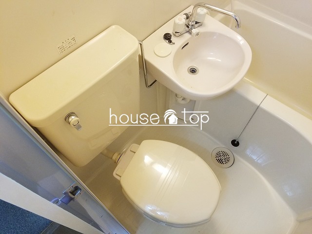 トイレ　水廻りも綺麗ですよ