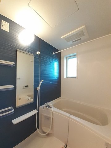 バス・シャワールーム　お風呂です