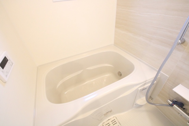 バス・シャワールーム　※別室の参考写真の為、現況優先です。