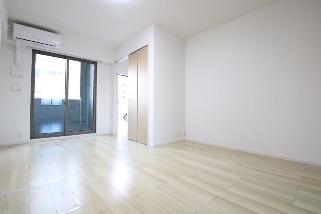 居室・リビング　※別室の参考写真の為、現況優先です。