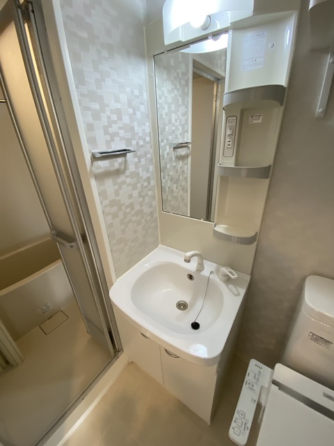 洗面設備　シャンプードレッサー付き！