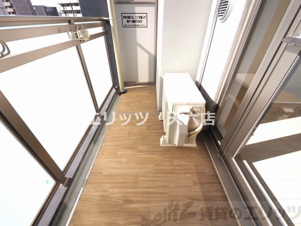 バルコニー　バルコニー