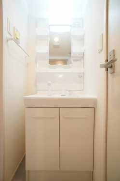 洗面設備　【女性のお一人暮らしでも安心のセキュリティ♪】