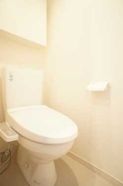 トイレ　【女性のお一人暮らしでも安心のセキュリティ♪】