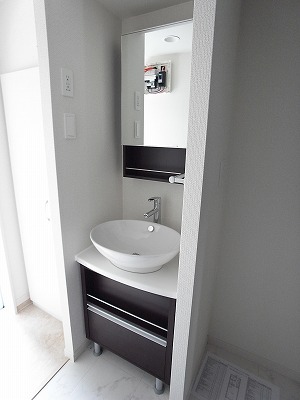 洗面設備　同仕様