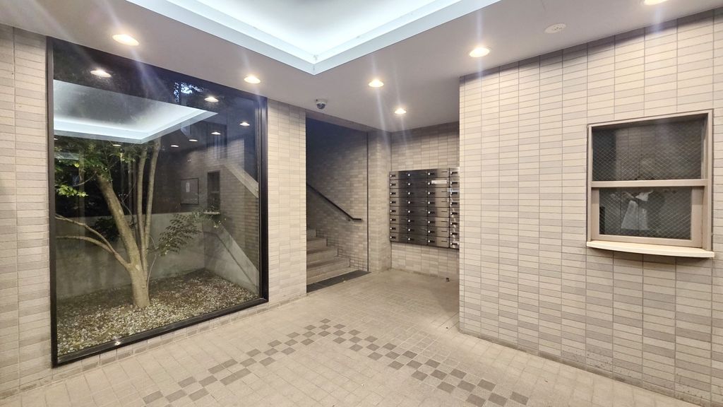 エントランス　エントランス