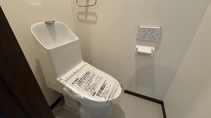 トイレ　ウォシュレット付きトイレ