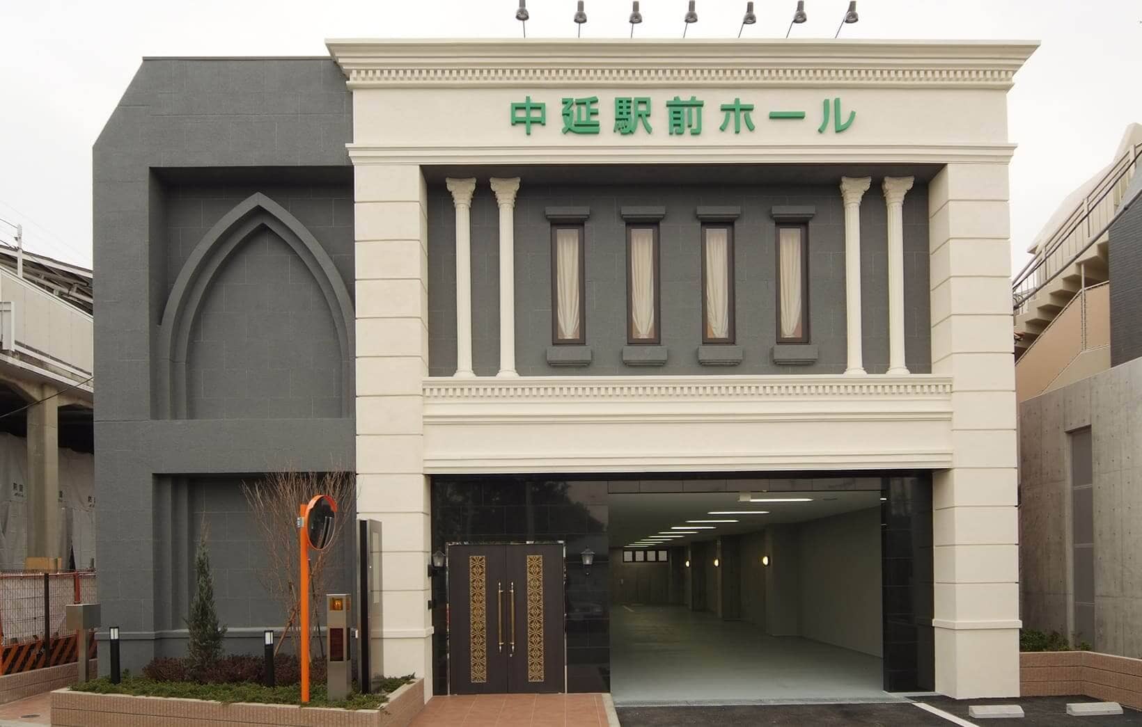 その他　中延駅前ホール（その他）まで305m