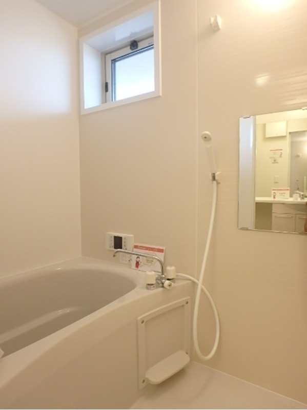 バス・シャワールーム　図面と現状に相違がある場合には現状を優先