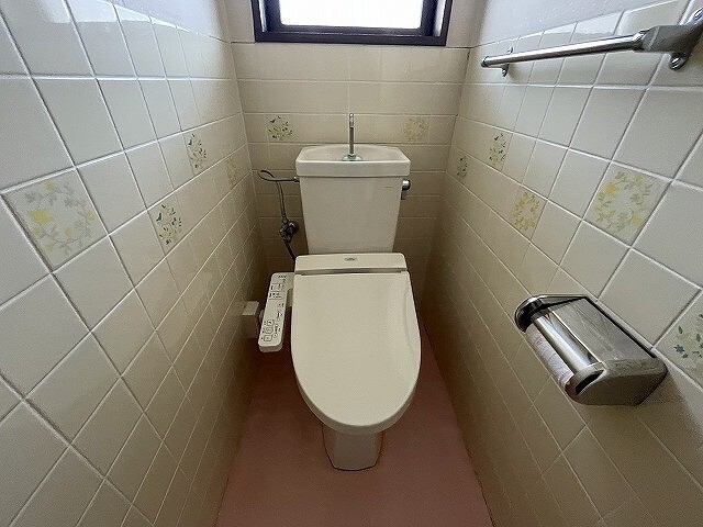 トイレ　※現況を優先します。