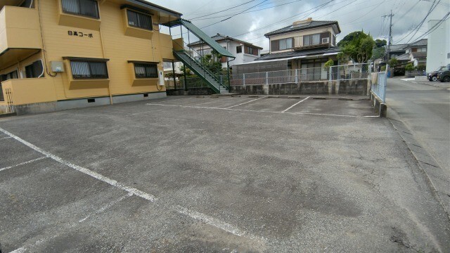 駐車場　日高コーポ