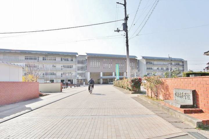 高校・高専　徳島県立城南高等学校（高校・高専）まで631m