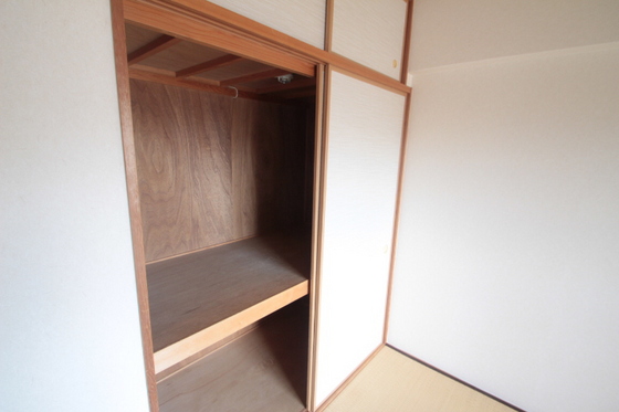 収納　※別部屋の写真です