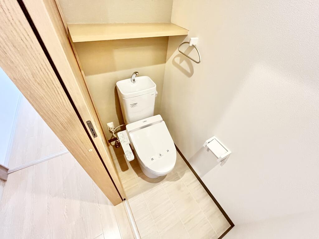 トイレ　※こちらは2LDKのタイプのお部屋になります。
