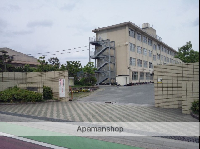 中学校　福岡市立中学校元岡中学校（中学校）まで514m