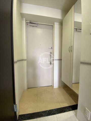玄関　ル・セル上町台　玄関