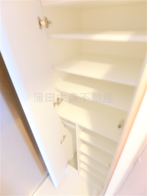その他設備　玄関収納
