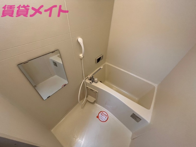 バス・シャワールーム　同型参考写真