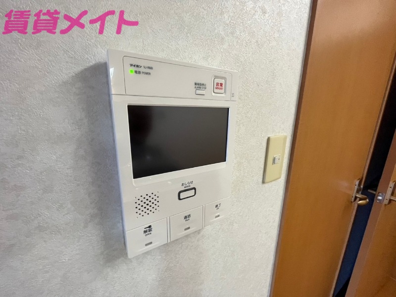 セキュリティ　同型参考写真