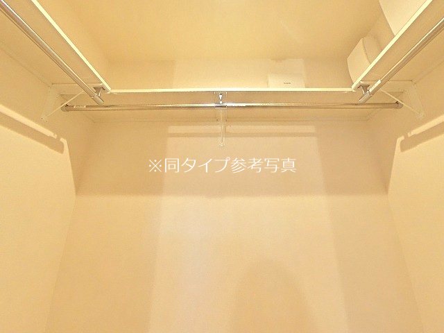 収納　ウォークインクローゼット