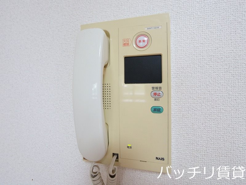 セキュリティ　画像は別号室の為、現状を優先いたします。