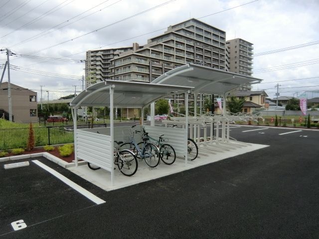 その他共有部分　屋根付駐輪場
