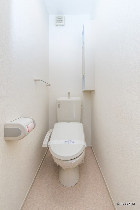 トイレ　トイレ　ウォシュレット付