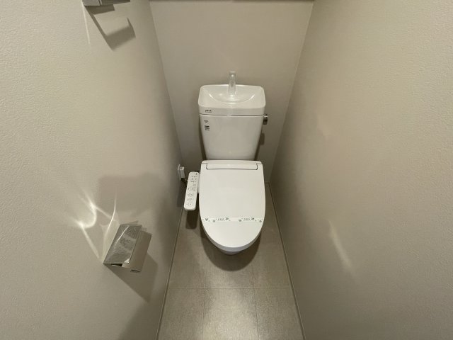 トイレ　清潔感のあるトイレです