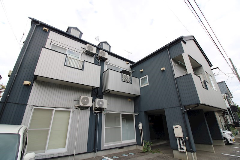 建物外観　ロフト付