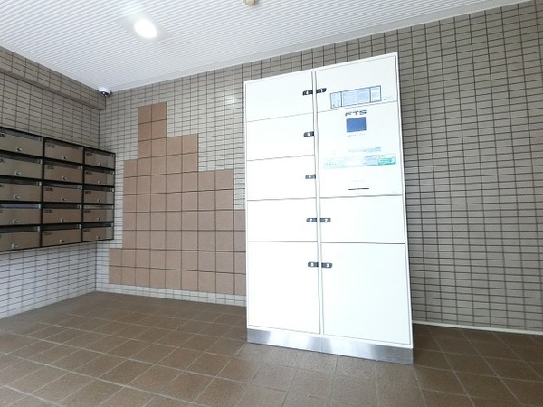 その他共有部分　宅配ＢＯＸあります