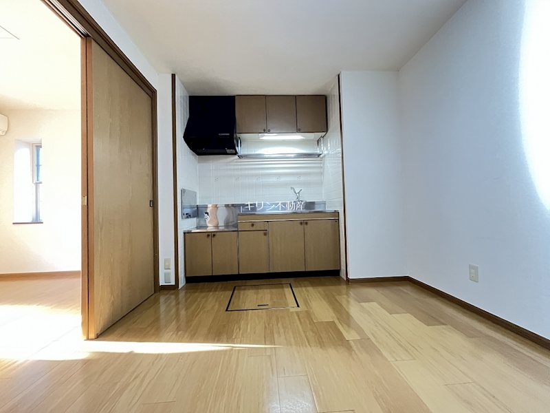 キッチン　同建会社同モデル