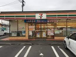 コンビニ　セブンイレブン掛川成滝店（コンビニ）まで550m
