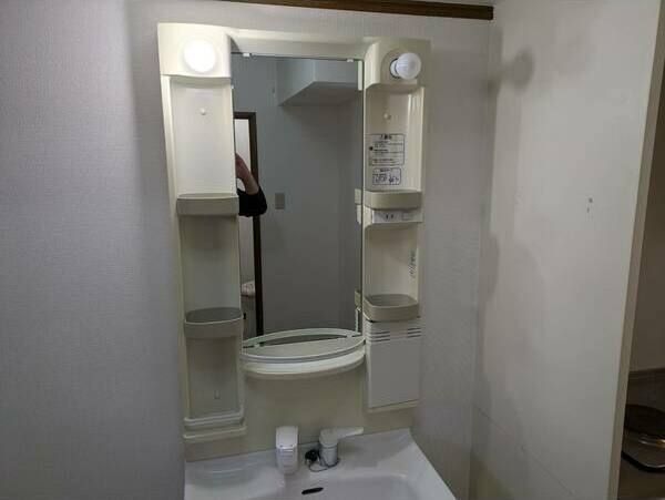 洗面設備　同タイプ別部屋の写真です