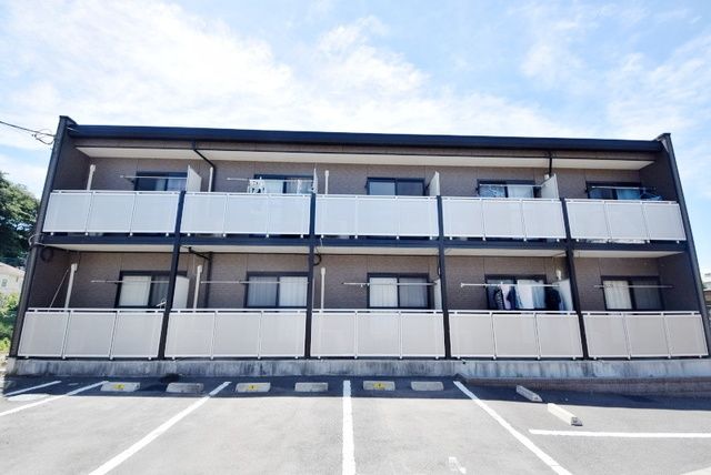 建物外観　★閑静な住宅街にたたずんでます★