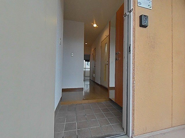 玄関　広めの玄関♪
